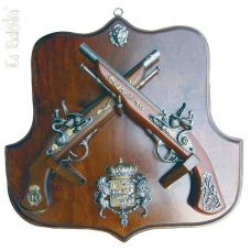 Трофей с двумя пистолетами арт.TR-235